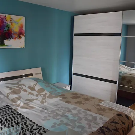 Au Pied Du Rocher Apartman *